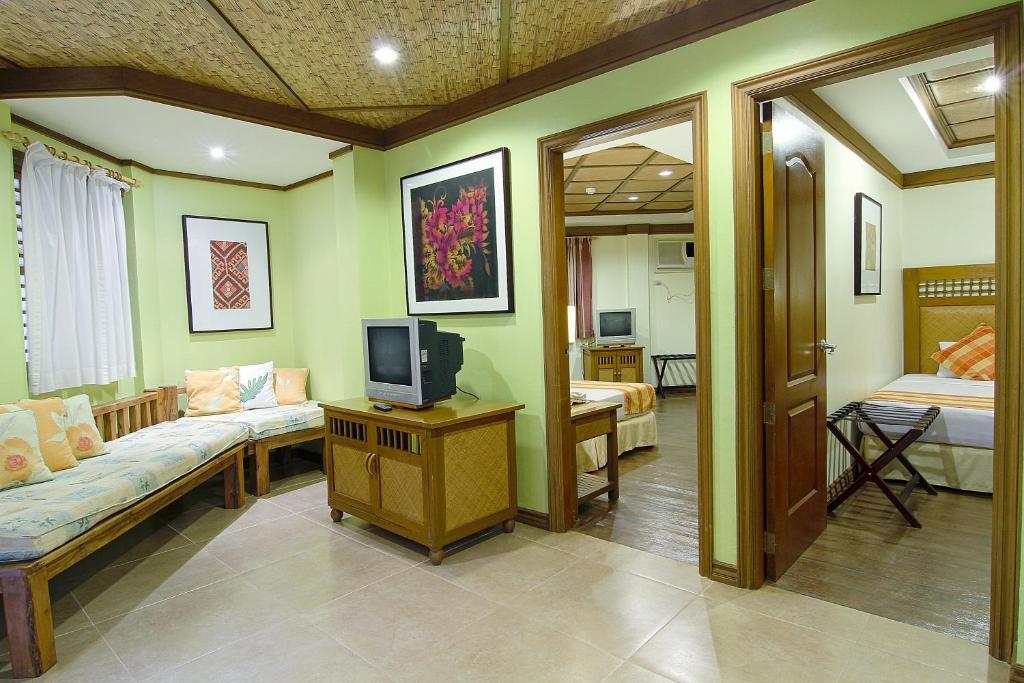 Boracay Tropics Resort Hotel Manoc-Manoc Bagian luar foto