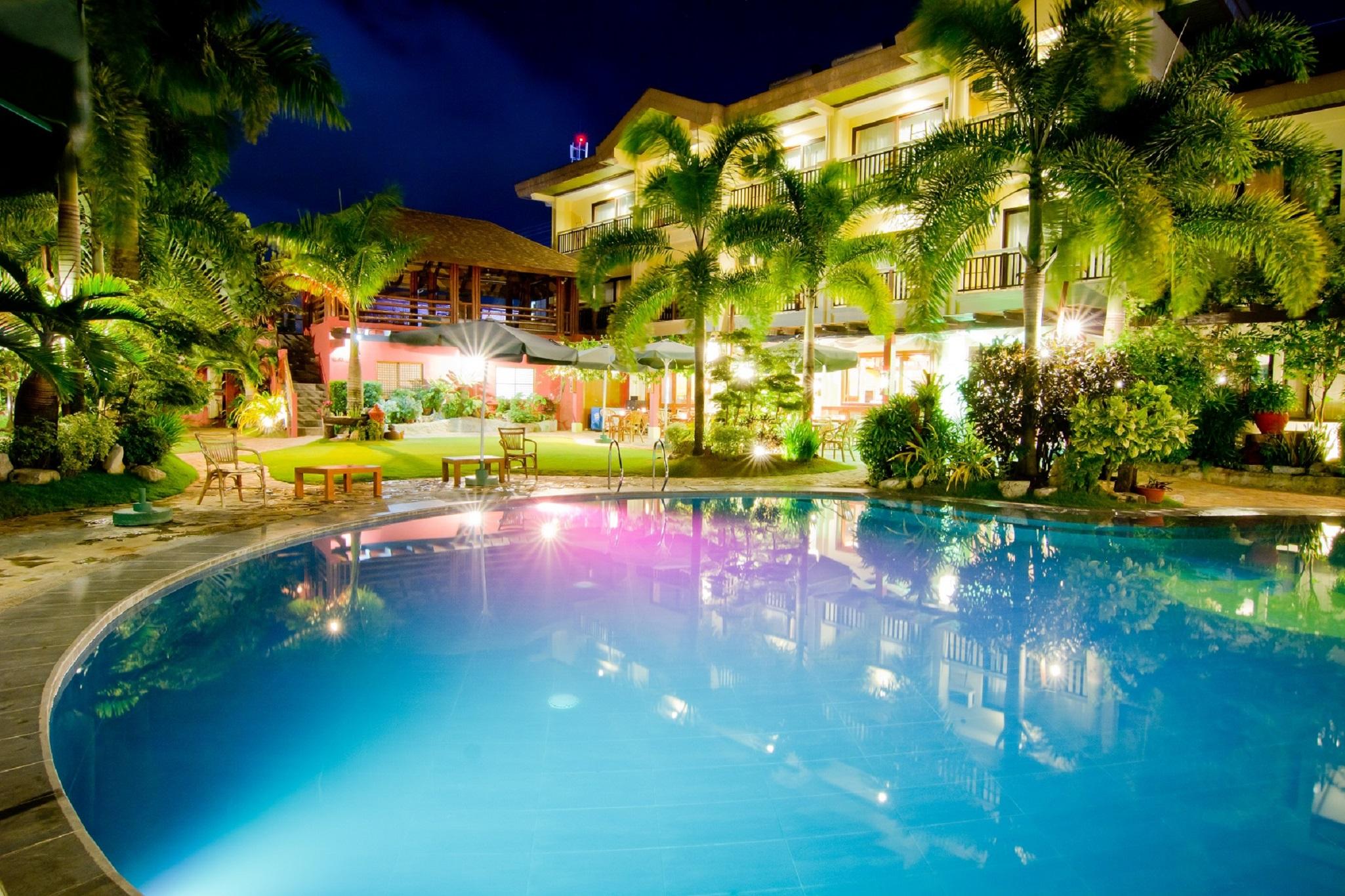 Boracay Tropics Resort Hotel Manoc-Manoc Bagian luar foto