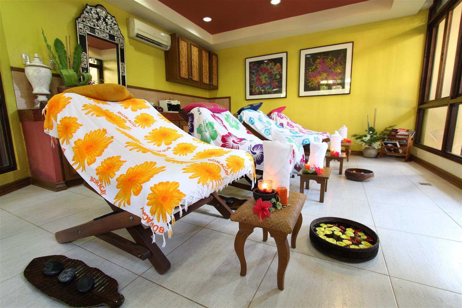 Boracay Tropics Resort Hotel Manoc-Manoc Bagian luar foto